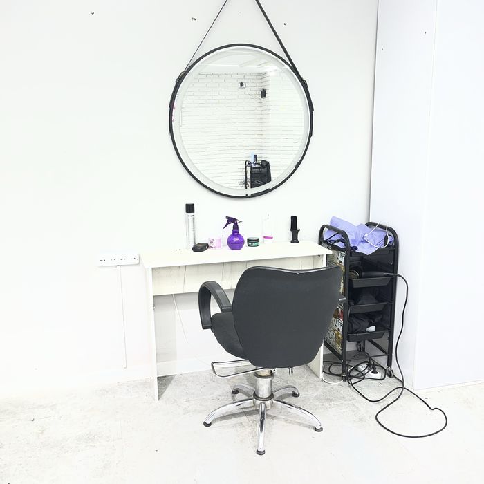 Продам мебель для парикмахерской