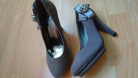 Нови обувки