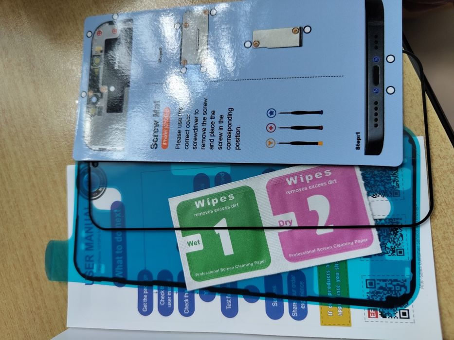 Дисплей за iphone 12 и 12 pro