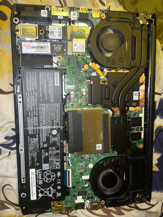 Gaming noutbuk sotiladi