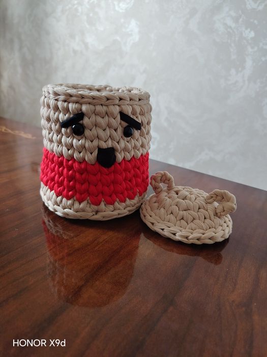 Qolda toqilgan karzinkalar