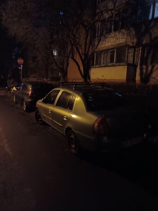 Renault Clio symbol 2006 benzina