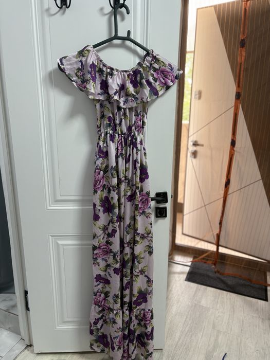 Платья по 5000 тг,