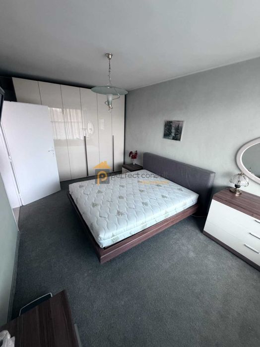 Двустаен апартамент в Младежки Хълм