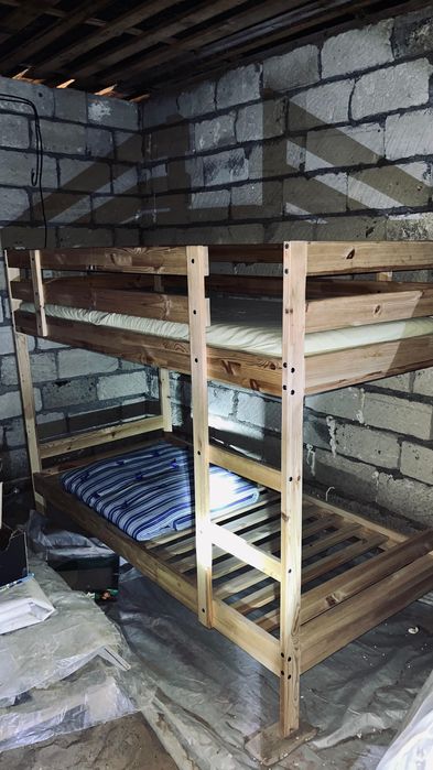 Двухярусная детская кровать