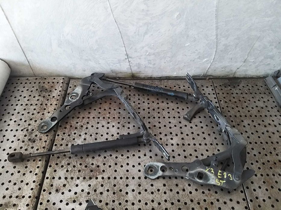Balamale capota cu amortizoare bmw x3 e83 341144703 341144803