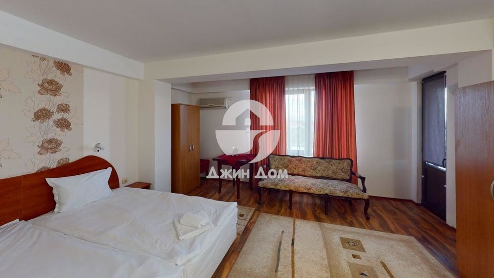 Продава се Хотел в с. Кошарица, Област Бургас - 662 кв.м за 577 €/кв.м - Снимка #6