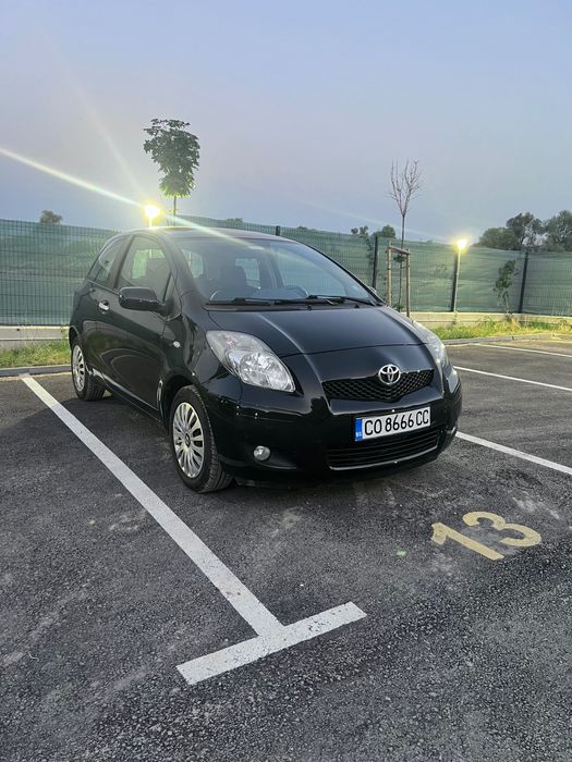 Toyota Yaris 1.3 - 6 скорости