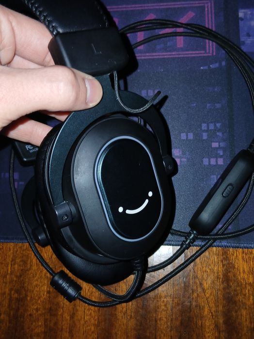 Продам наушники.