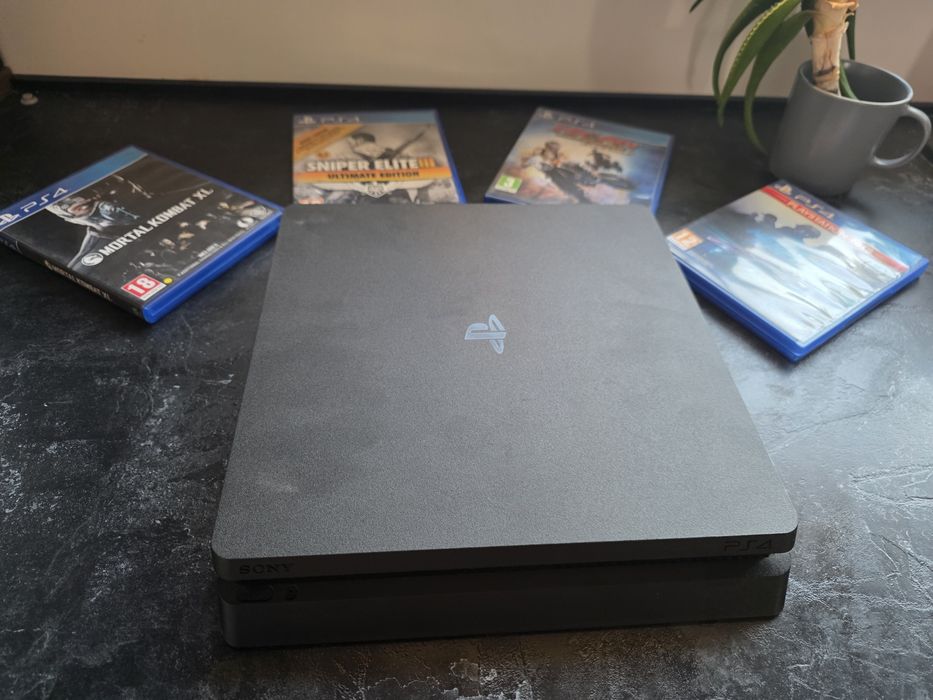 PS4 SLIM  500 GB + controller