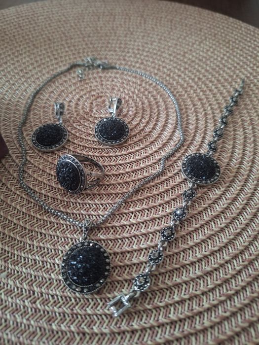 Комплект бижута 20 лв.