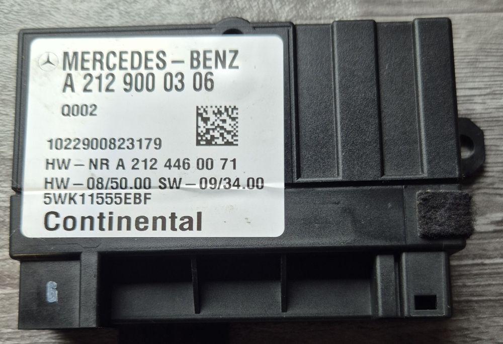 Модул управления горивна помпа мерцедес W212 350CDI 2009г