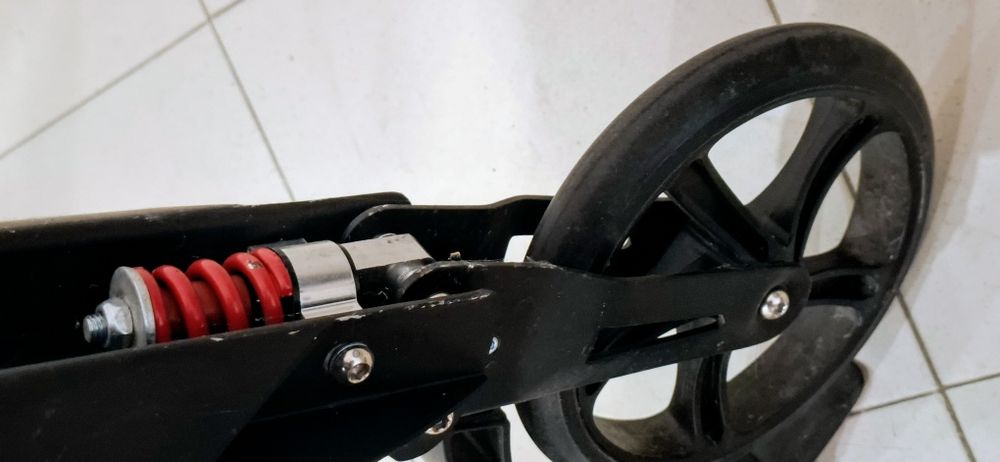 Тротинетка за деца и възрастни до 100кг.