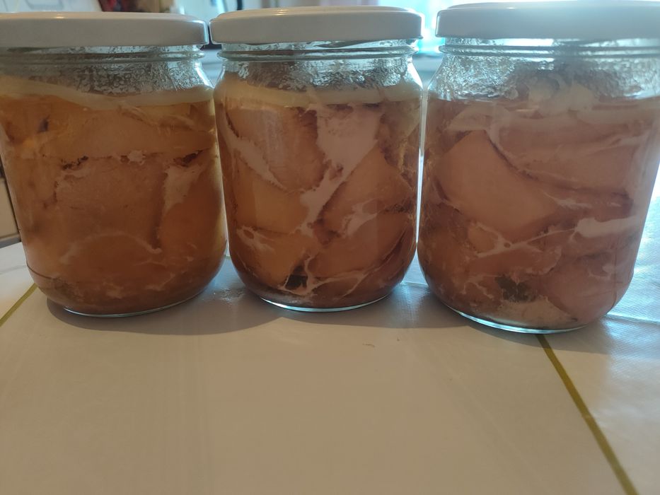 Продаётся тушёнка из домашнего бройлера.