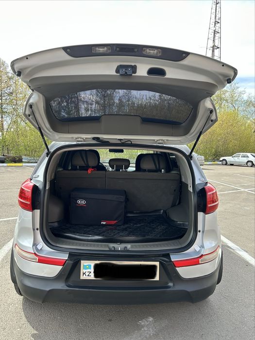 Автомобиль Kia sportage