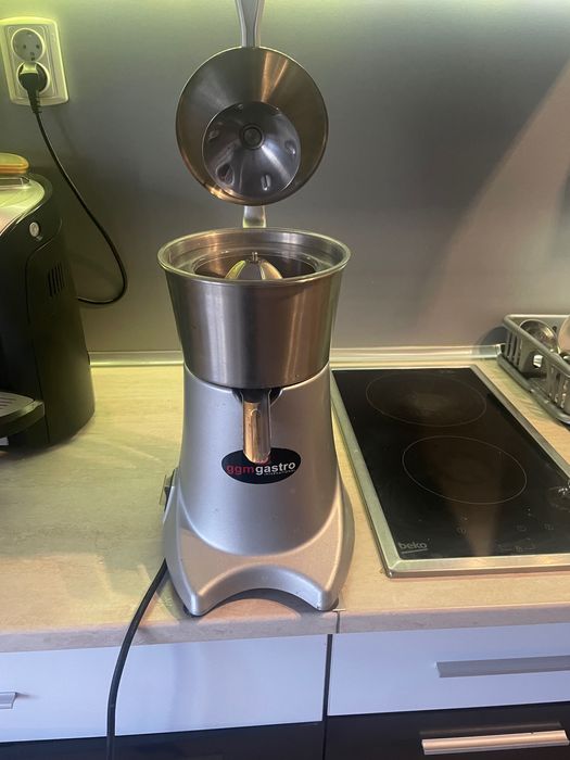 Автоматична цитрус преса