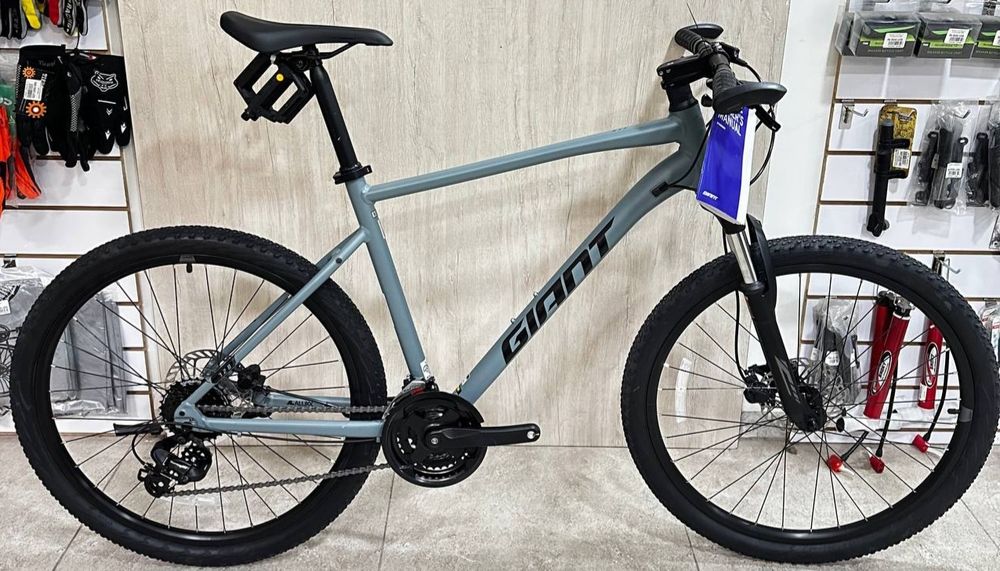 Велосипед GIANT ATX 830 29  новые фирменные модели