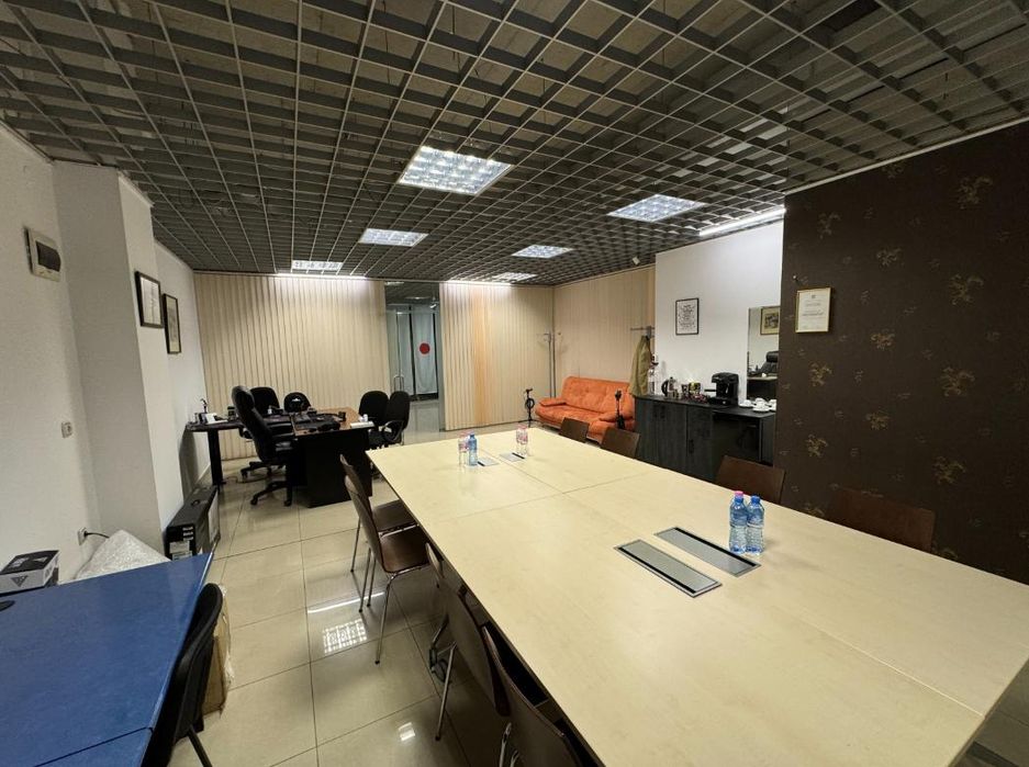 Дава се под наем Офис в Пловдив, Център - 50 кв.м за 200 € - Снимка #3