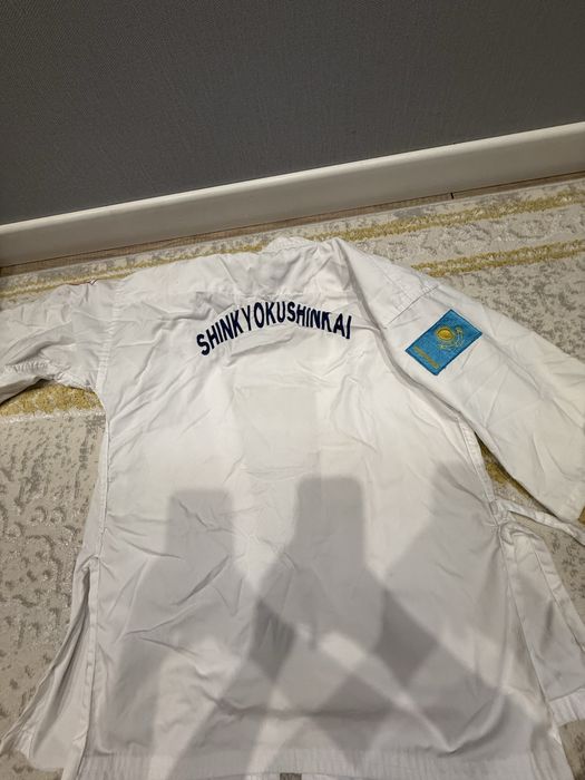 продам кимоно 3000