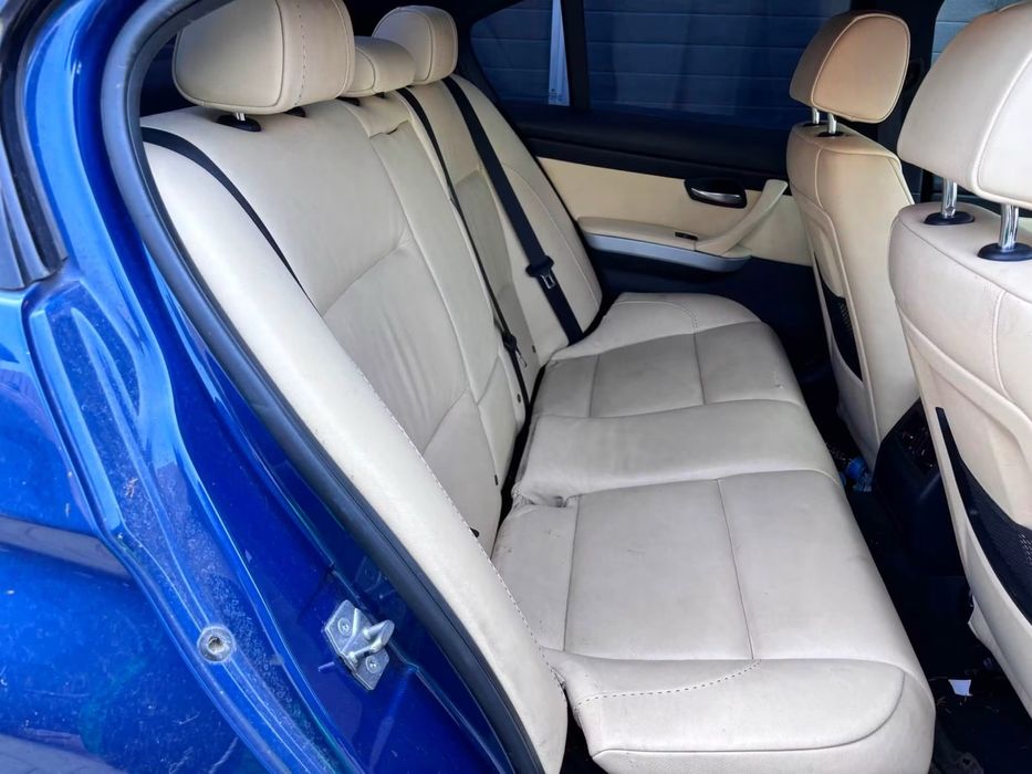 Dezmembrez BMW 320i E90 Lci an 2011 automat 2.0i N43-170cp,evacuare Dubla 335i,M PACK,Recaro,Stopuri Led, Jante