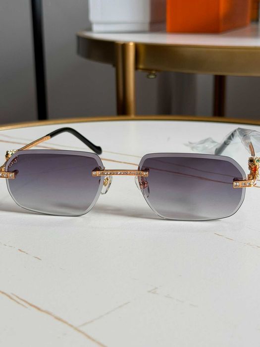 Ochelari de soare Cartier aurii