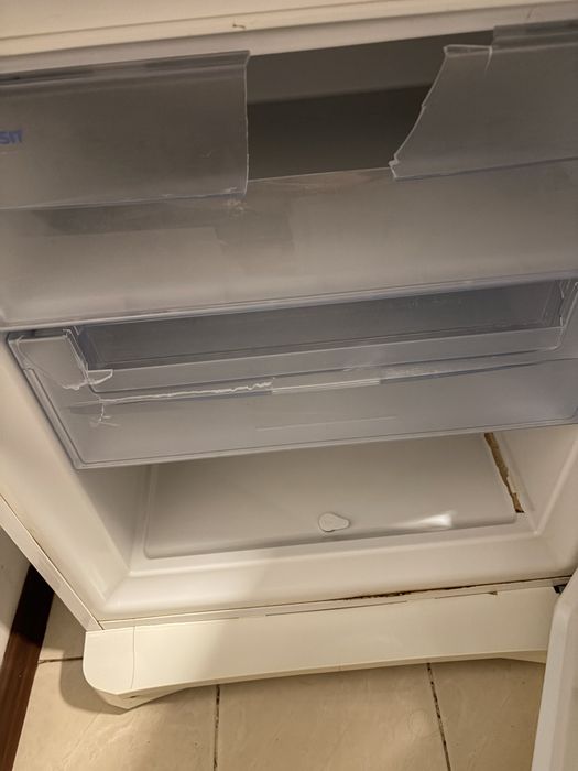 Холодильник Indesit PBAA 33 NF