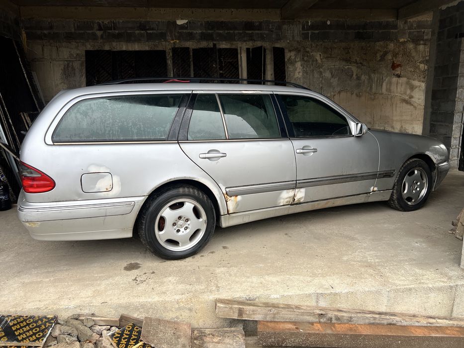 W210 автомат 2.2ЦДИ 143к.с на части