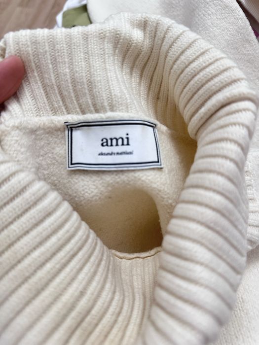 теплые кофты, джинсовые рубашки желет