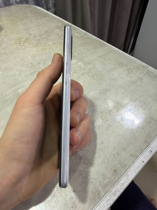 Продам Samsung A31 4/64gb