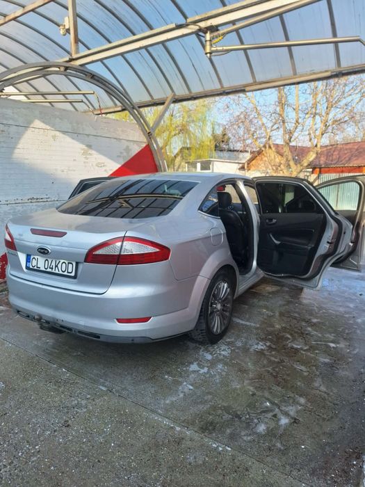 Vând Ford Mondeo urgent