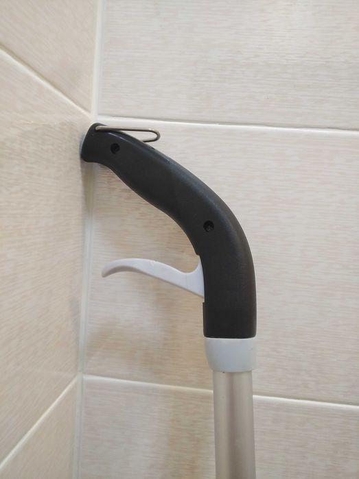 Швабра с распылителем.