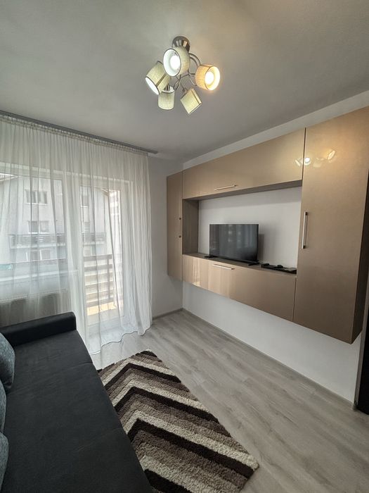 Garsoniera de inchiriat