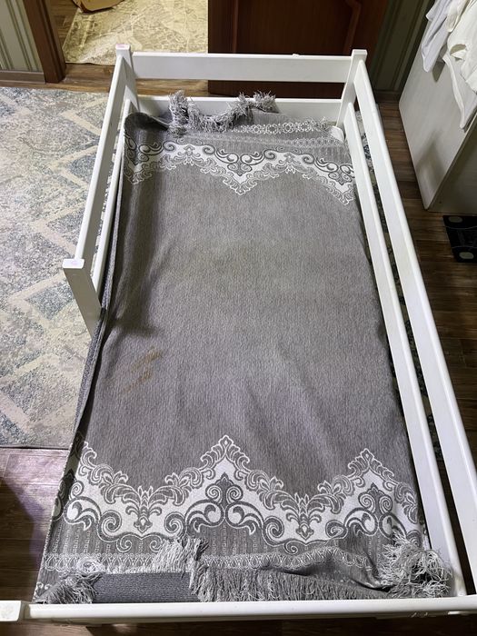 Продам детскую кроватку.