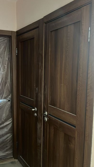 Продам двери б/у в хорошем состоянии