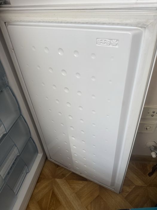 Фризер Beko перфектен