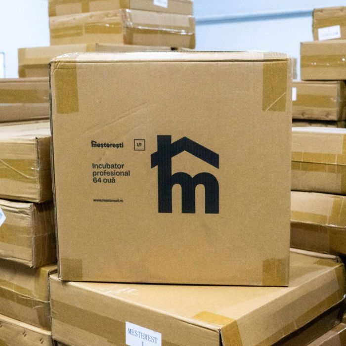Incubator ouă profesional automat  Rico, 64 ouă - Livrare gratuită