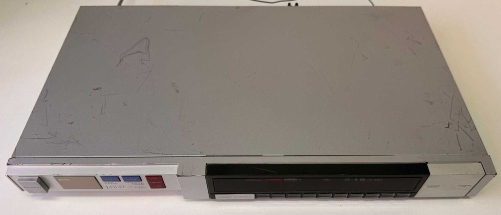 Akai AT-S7 Tuner Hi-Fi Stereo Made in Japan Slim pt Amplificator