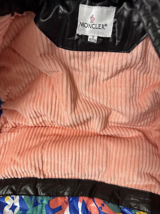 Продам зимний пуховик на девочку