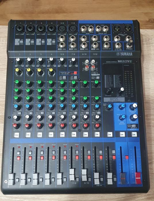 Mixer pasiv Yamaha MG12XU