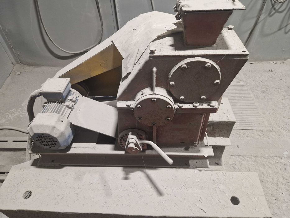 Дробилка щековая ДЛЩ-80Х150