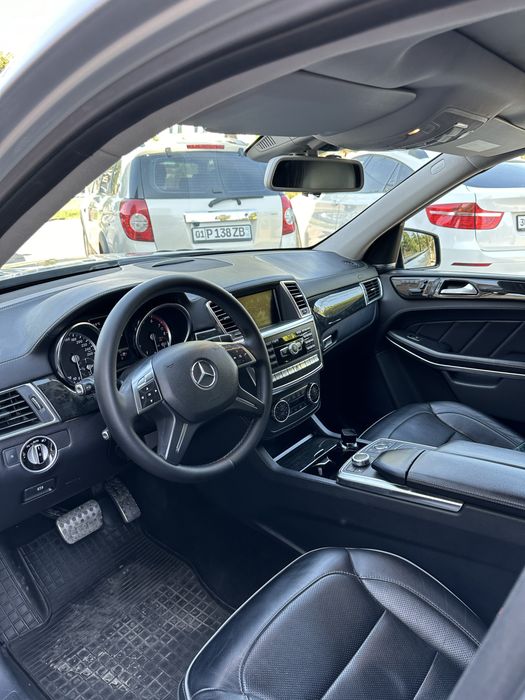 Mersedec Gl500 idealniy sostayaniya 2014