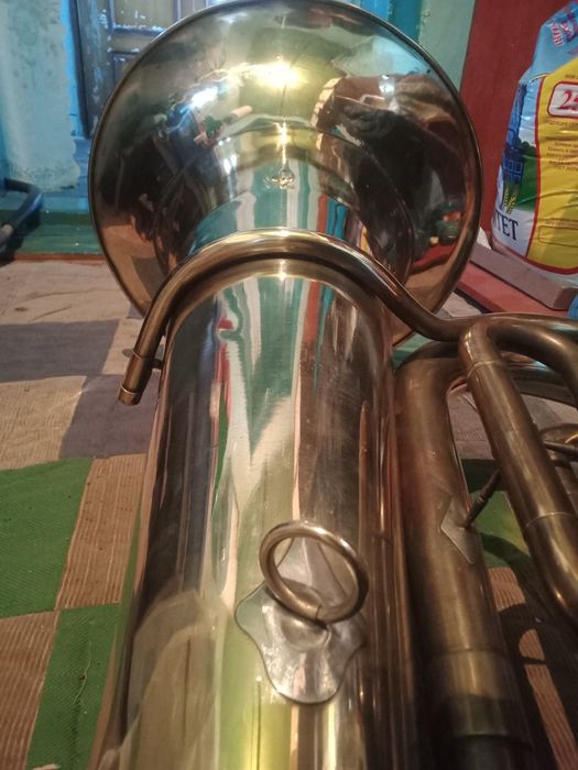 Туба es   Ленинградский