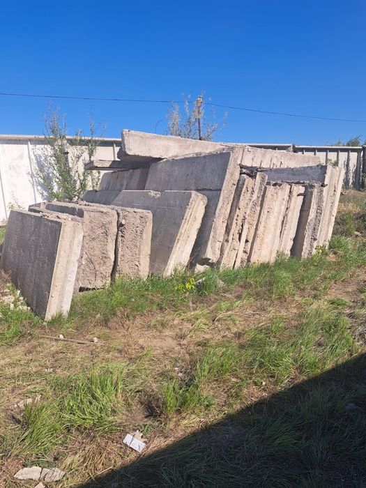 Плиты, стены, плиты заборные БУ