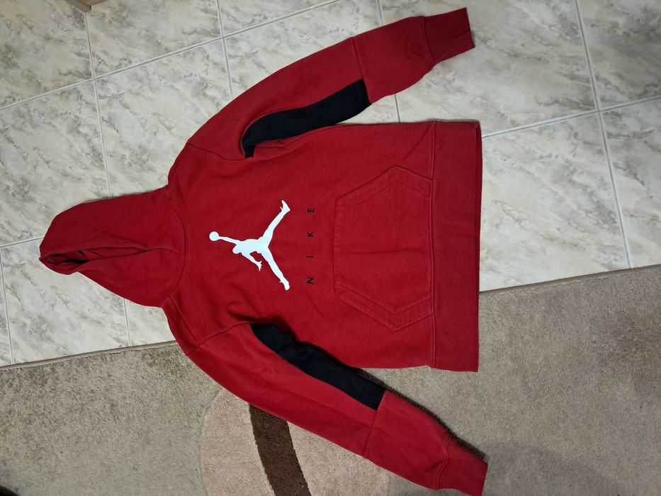 Суитчари NIke, Adidas,Burberry,Dsquared2...