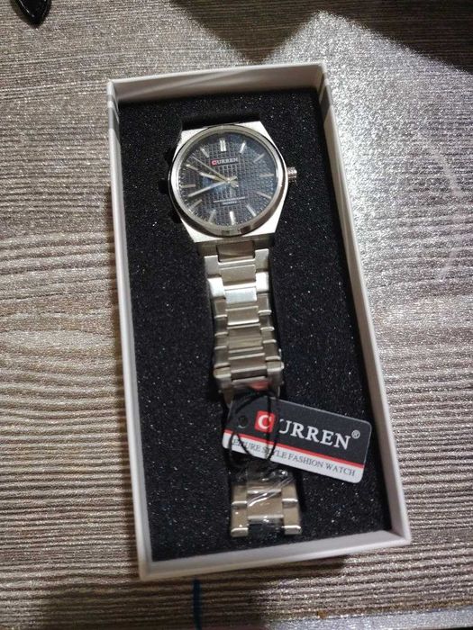 Продам свои часы