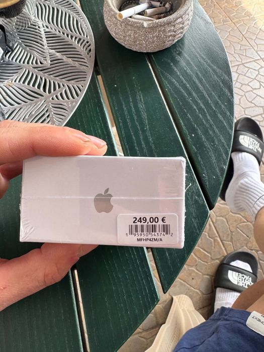 Vând Apple AirPods Pro (2nd generation) originale, SIGILATE.