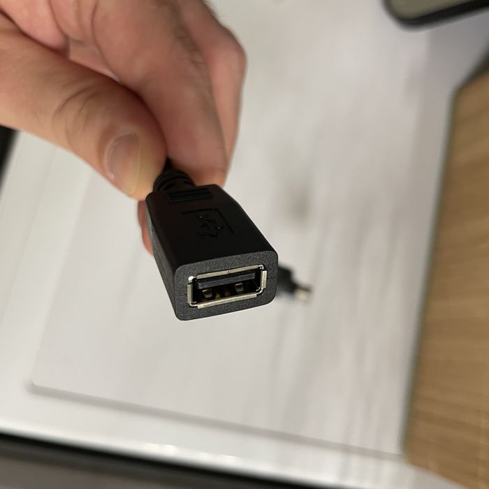 Vand adaptor usb AMI/MDI