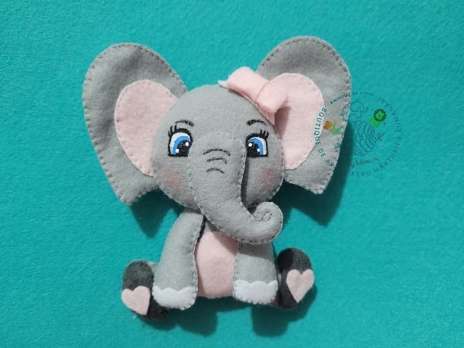 Figurine din fetru pentru lumanari botez