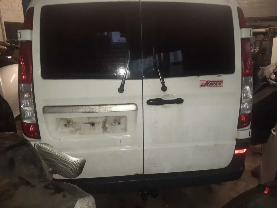 Крышка багажник Двери Стекла боковые форточки  Мерседес Вито 639 638.