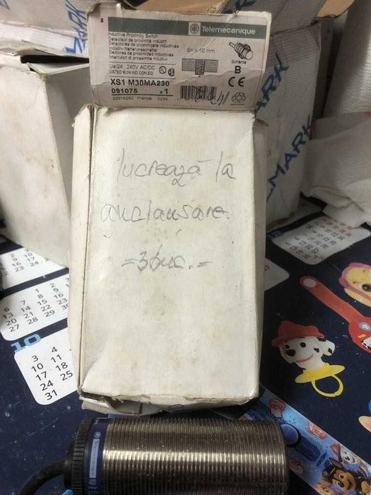 Senzor inductiv proximitate NO 20 A 24...250V XS1M30MB250 SCHNEIDER